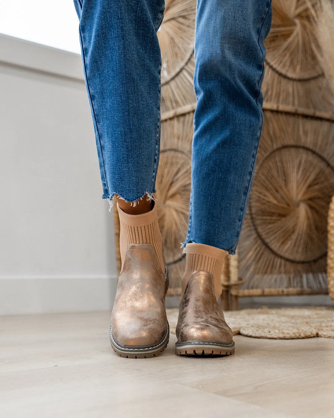 Corkys Cabin Fever Bootie - Washed Bronze