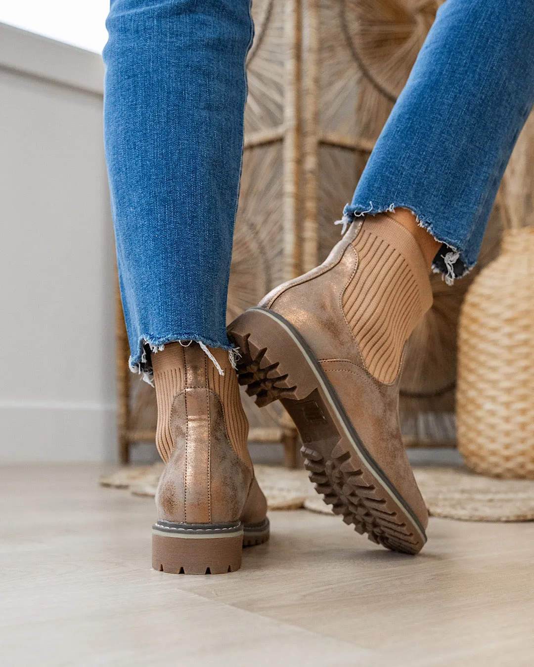 Corkys Cabin Fever Bootie - Washed Bronze