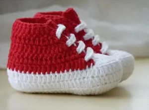 Crochet Baby Shoes Red-White
