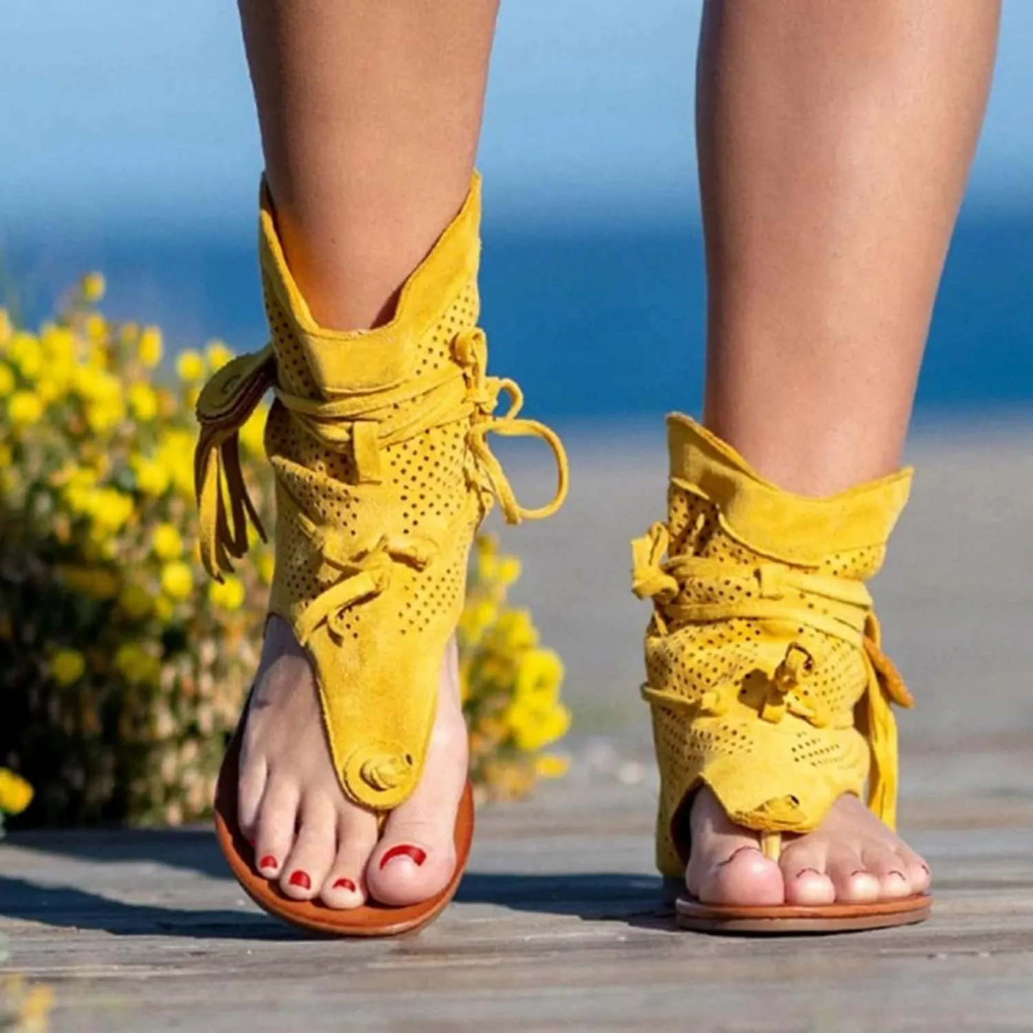 Eduavar Summer Sandals for Women, Sandals for Women Dressy Bohemian Gladiator Fringe Flat Clip Toe Ankle Boots