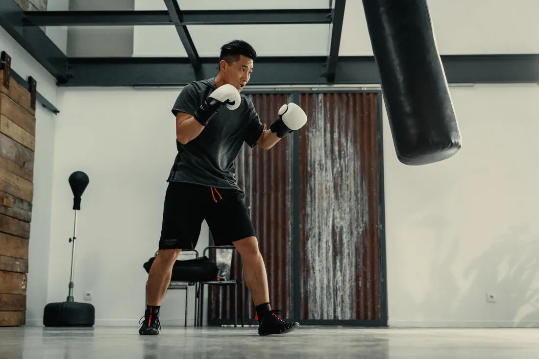 Light and Flexible Boxing Shoes 500