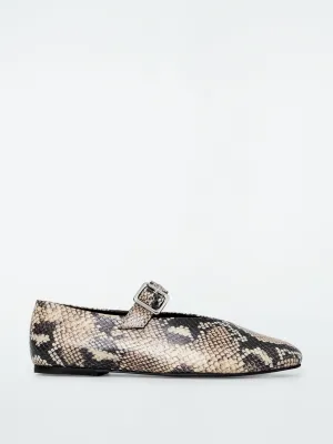 Snake-effect leather ballet flats