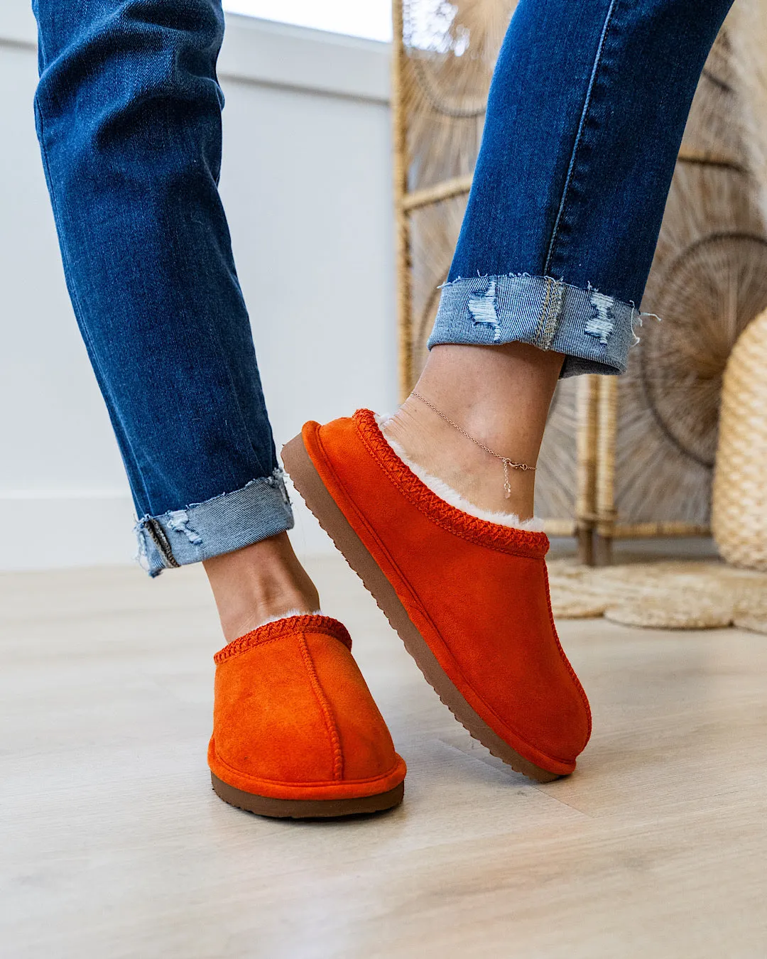 Very G Cheers Slippers - Orange