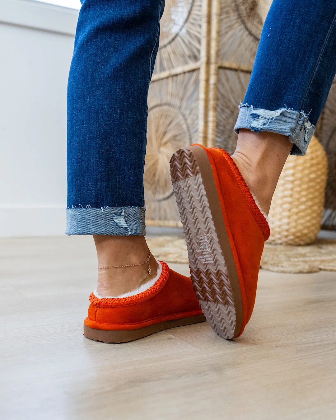 Very G Cheers Slippers - Orange