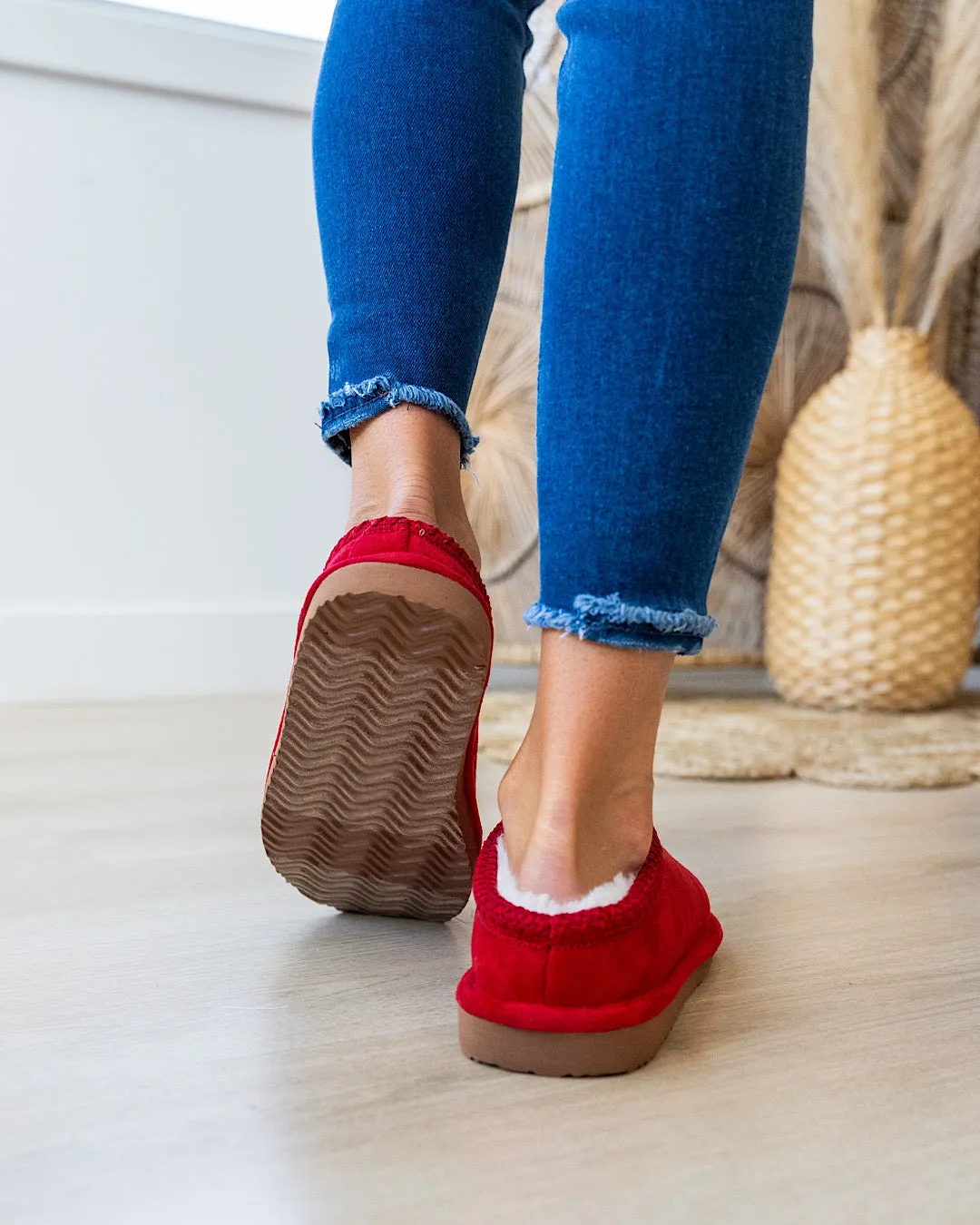 Very G Cheers Slippers - Red