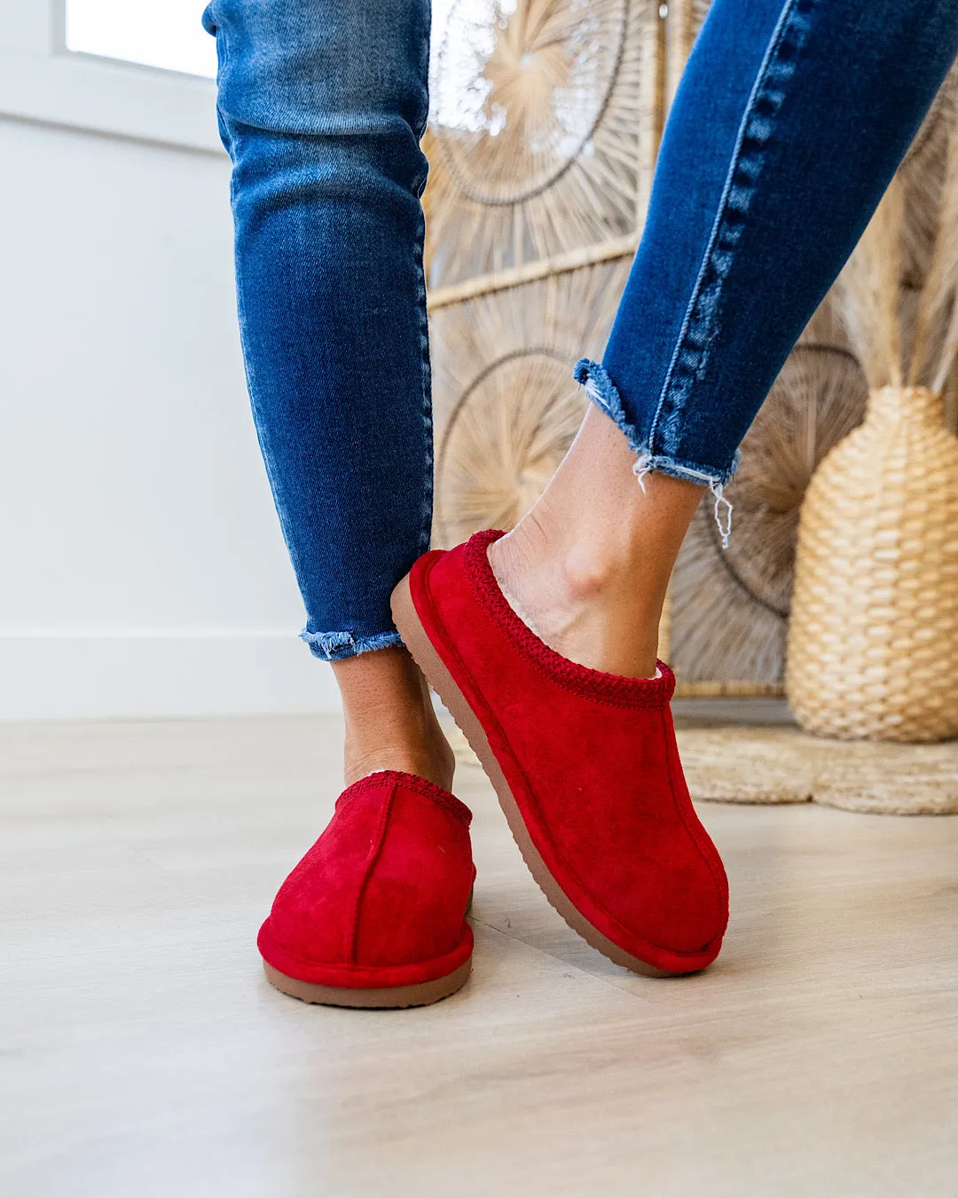 Very G Cheers Slippers - Red