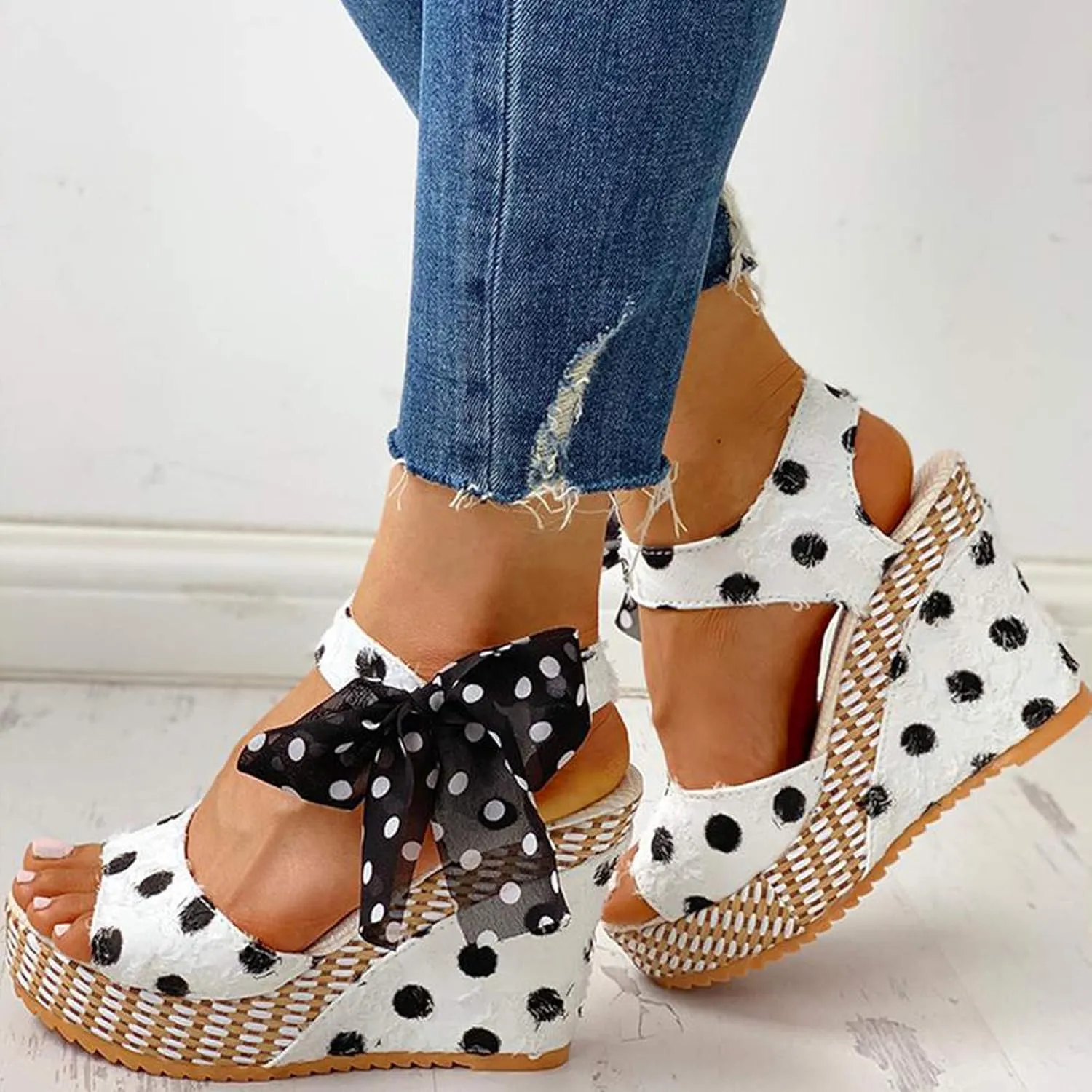 Wedge Sandals for Women Comfortable 2025 Dressy Platform Espadrilles Sandals Elegant Floral Ankle Strap Summer Shoes